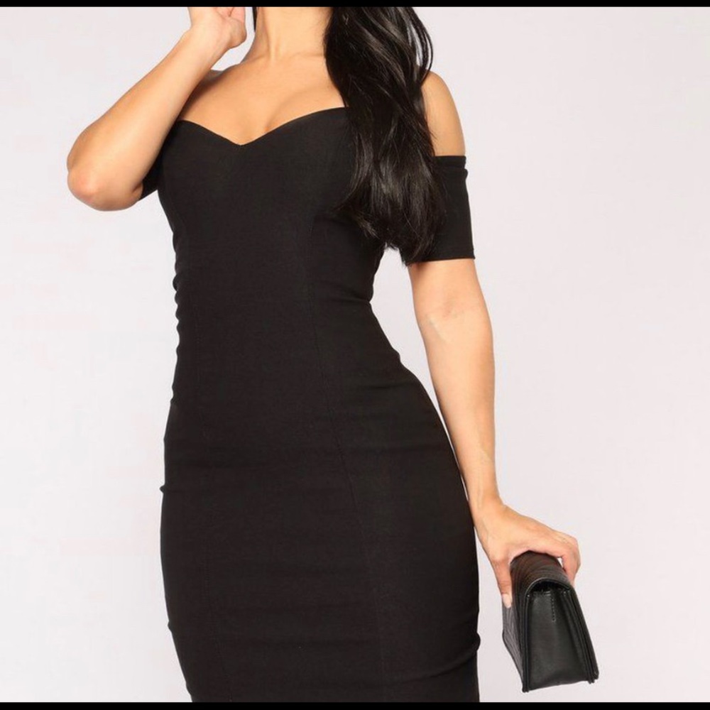 FASHION NOVA BLACK OFF THE SHOULDER DRESS